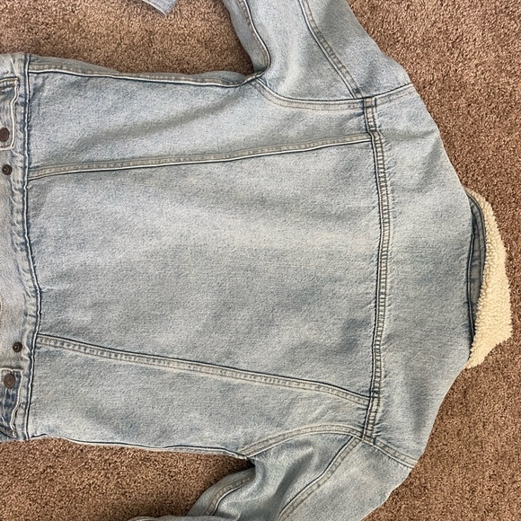 Levi’s Sherpa trucker jean jacket xs - Picture 5 of 10